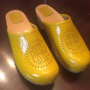 Tory Butch yellow clogs